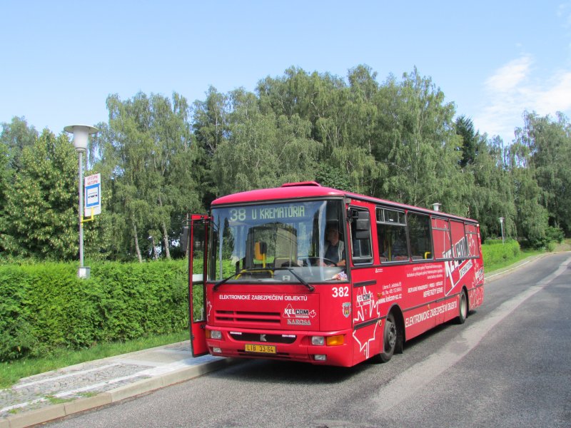 382